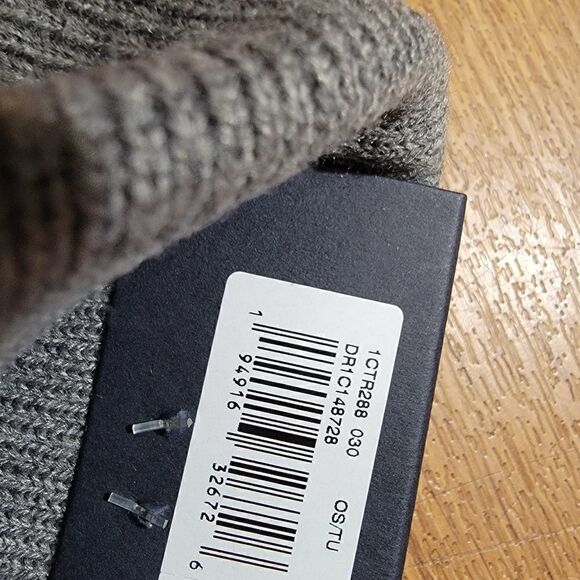 Tommy Hilfiger Gray Beanie Hat Gray Logo Fleece Cable Embroidered Logo Unisex - Picture 5 of 5